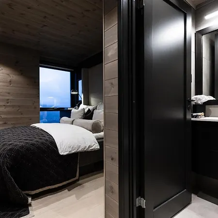 Exclusive Ski-inn-ski-out At Scenter