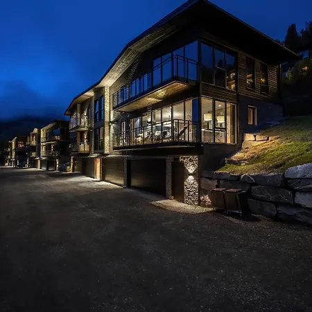 Exclusive Ski-inn-ski-out At Scenter